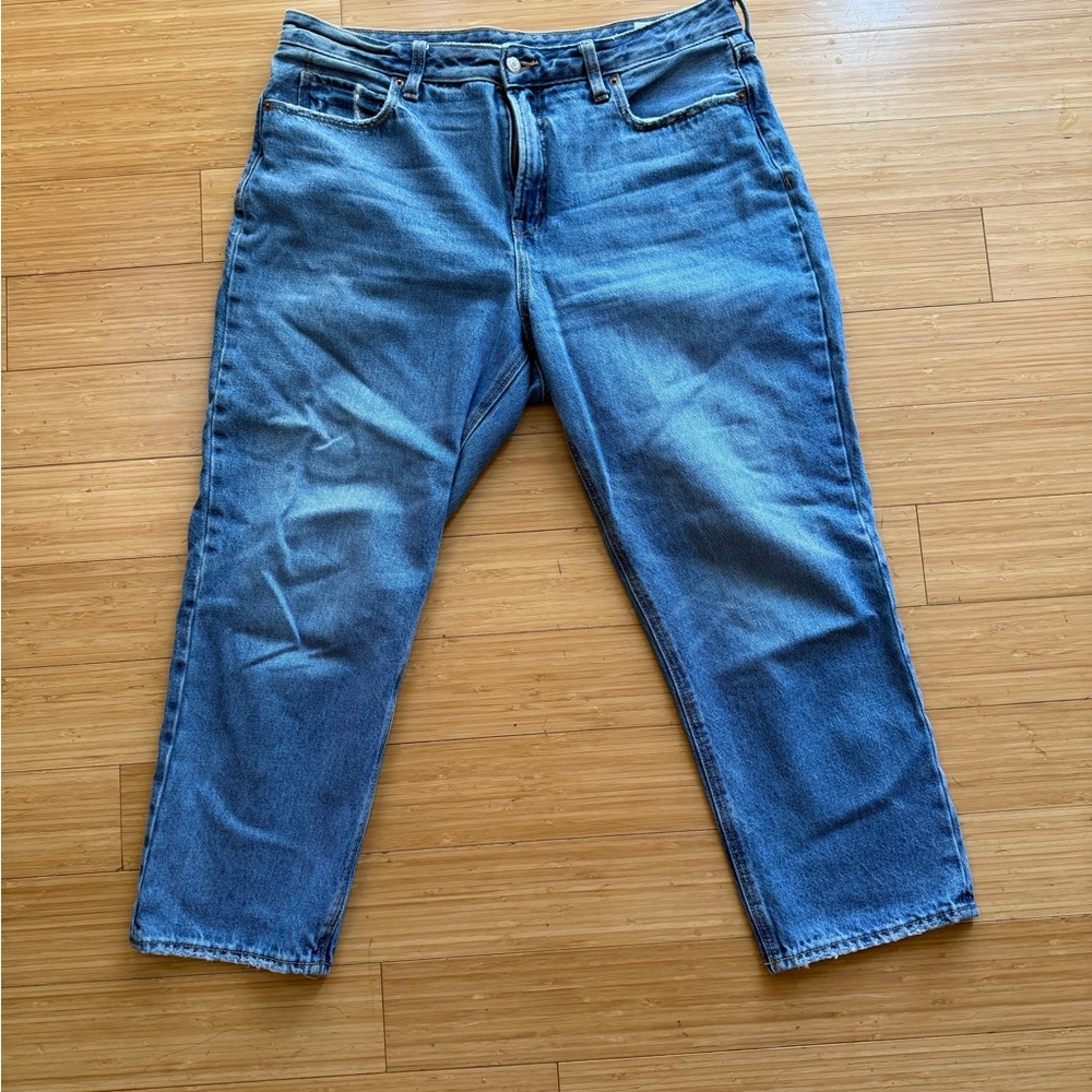 Old Navy Relaxed Blue Jeans Classic Style - size 12